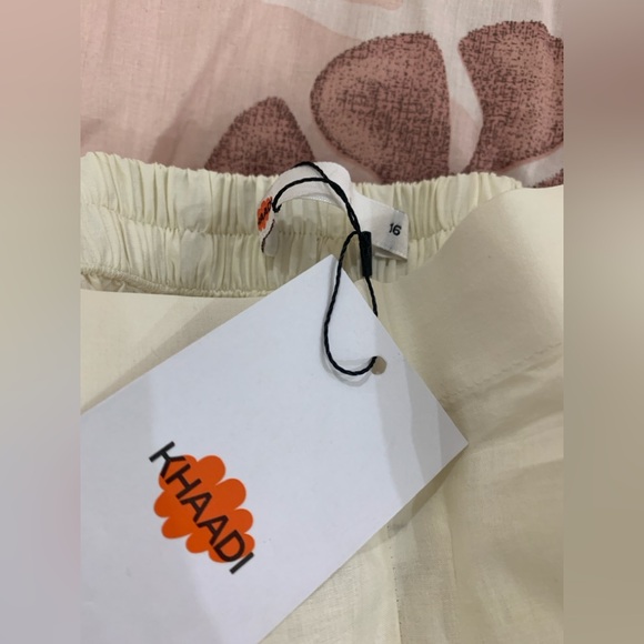 Khaadi 3 piece dress - Picture 11 of 14